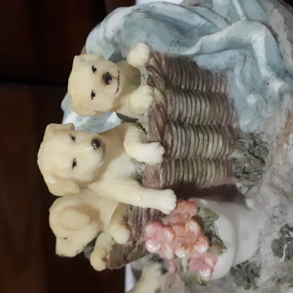 Ruby's Collection - Golden Lab with 3 Puppies - Picture 3 of 14